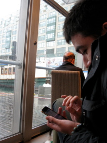 トロントのハッテン車窓から・・・