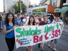 トロントのハッテン車窓から・・・